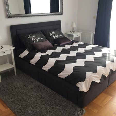 Studio Apartman Lara *** Осиек Экстерьер фото