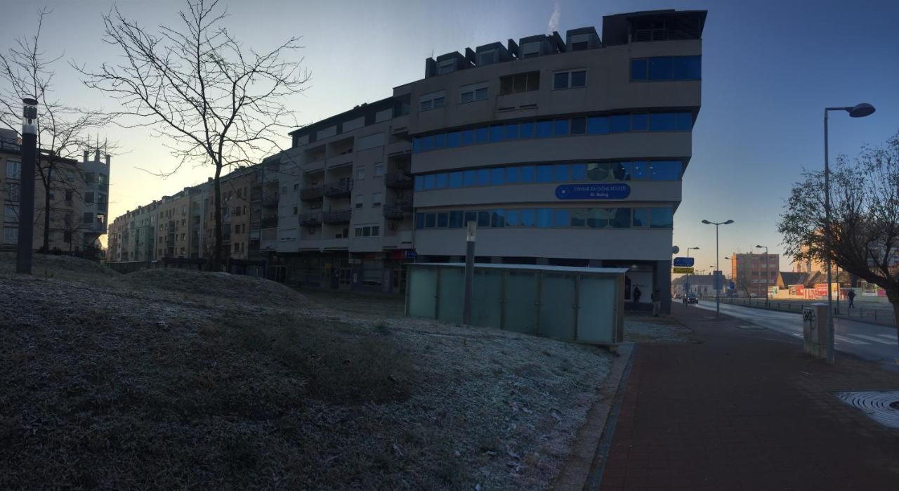 Studio Apartman Lara *** Осиек Экстерьер фото